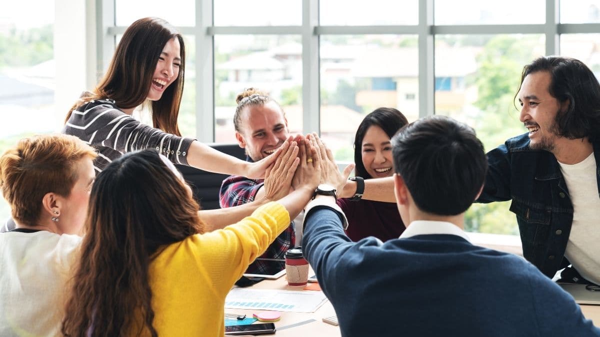 How You Can Build a Community Support Network That Strengthens Your Mental Health