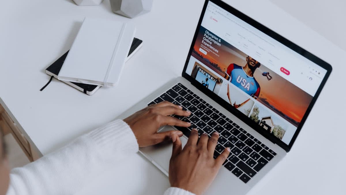 Web hosting platform showing website storage, security, and uptime features